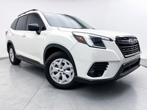 Used 2023 Subaru Forester image 1