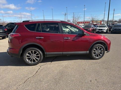 Used 2018 Toyota RAV4 Limited image 6