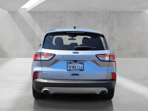 Used 2022 Ford Escape SE w/ Convenience Package FWD image 6