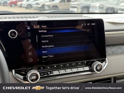 New 2026 Chevrolet Colorado ZR2 w/ Technology Package AWD/4WD image 26