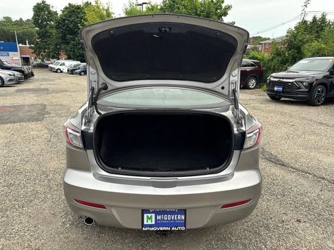 Used 2013 MAZDA MAZDA3 i Touring FWD image 5