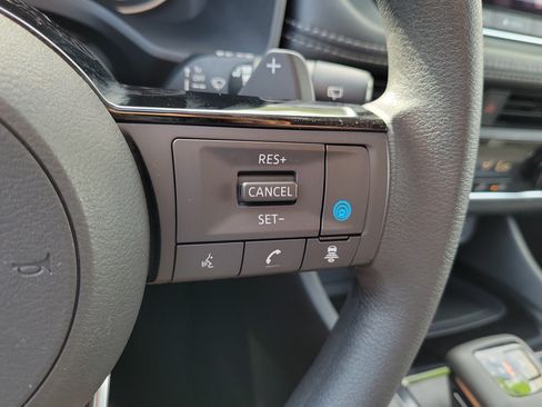 Certified 2023 Nissan Rogue SV FWD image 22