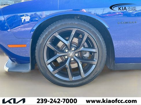 Used 2021 Dodge Challenger R/T w/ Blacktop Package image 39