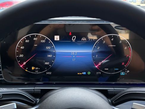 New 2026 Mercedes-Benz GLE 450 4MATIC image 12