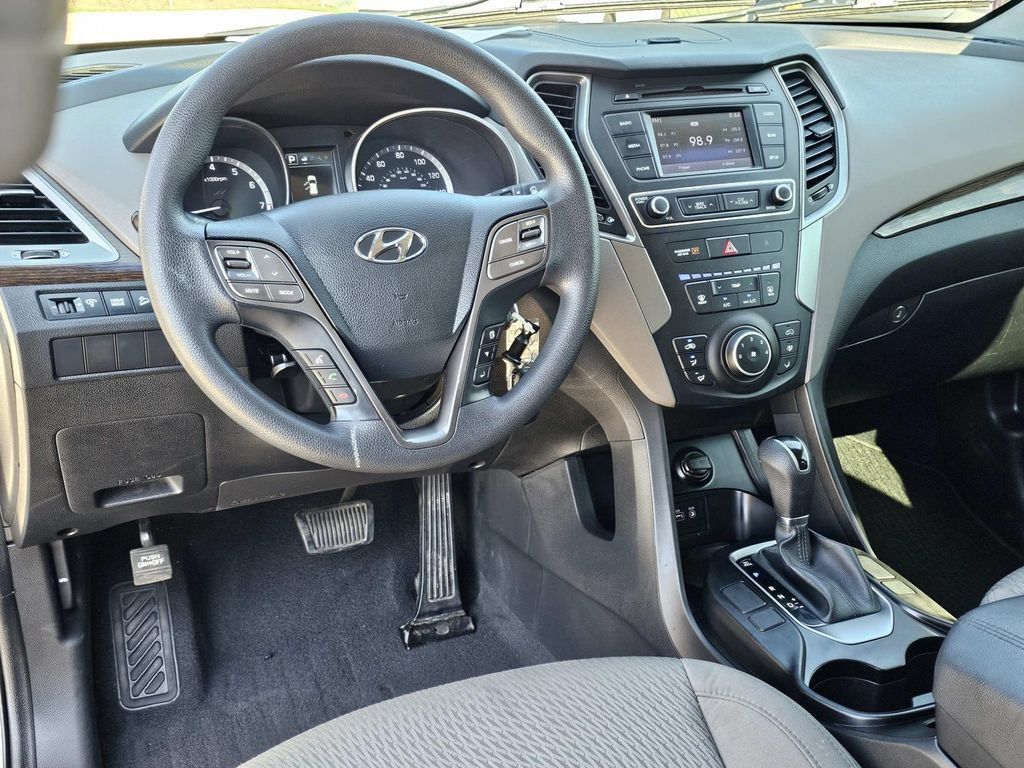 Used 2017 Hyundai Santa Fe Sport w/ Cargo Package AWD/4WD image 39