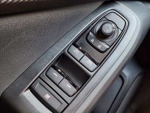 New 2025 Subaru Crosstrek 2.5i Wilderness w/ Crosstrek Mirror Package image 8