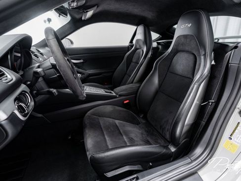 Used 2020 Porsche 718 Cayman GT4 image 25