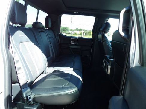 Used 2015 Ford F150 Platinum w/ Equipment Group 701A Luxury AWD/4WD image 14