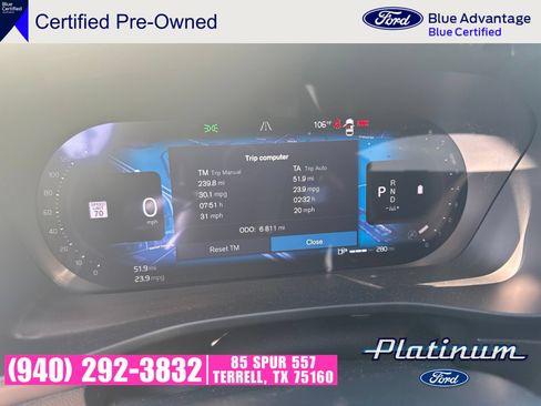Used 2026 Volvo XC40 B4 Core w/ Climate Package FWD image 11