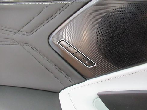 Used 2025 Chevrolet Corvette Z06 image 30