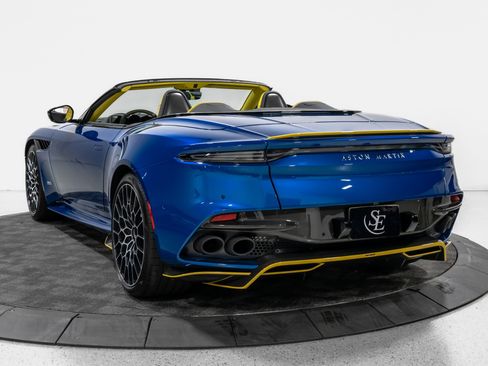 Used 2023 Aston Martin DBS Superleggera Volante RWD image 6