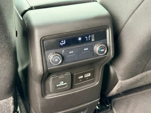 Used 2021 GMC Acadia SLE w/ Driver Convenience Package AWD/4WD image 24