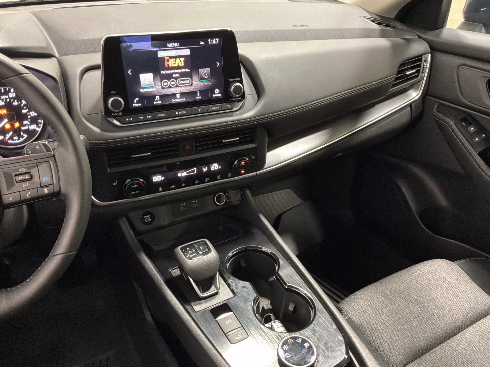 Used 2026 Nissan Rogue SV w/ Cold Weather Package AWD/4WD image 8