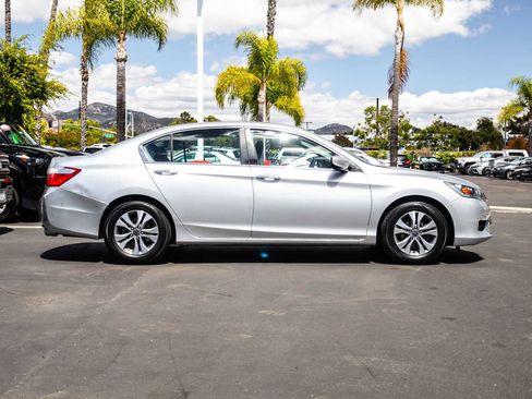 Used 2014 Honda Accord LX image 5