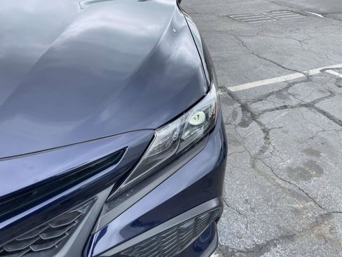 Used 2022 Toyota Camry SE w/ Convenience Package FWD image 11