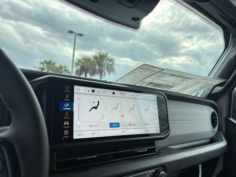 New 2026 Jeep Wrangler Willys AWD/4WD image 18