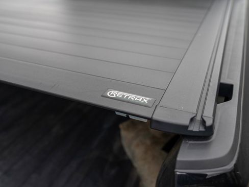 Used 2021 GMC Sierra 1500 AT4 w/ AT4 Premium Package image 27