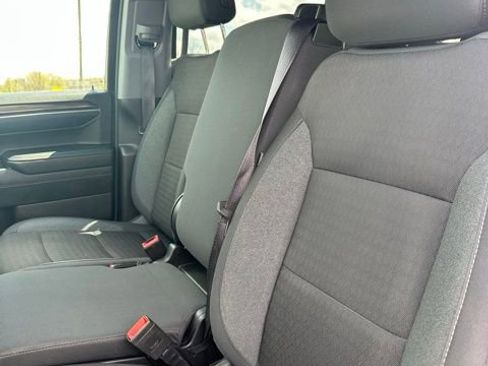 Used 2024 Chevrolet Silverado 1500 LT AWD/4WD image 35