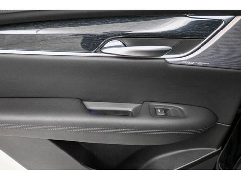 Certified 2022 Cadillac XT5 Premium Luxury image 22