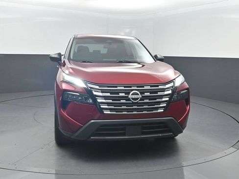 Used 2024 Nissan Rogue S FWD image 29