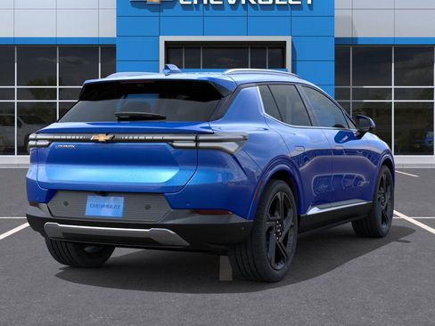 New 2025 Chevrolet Equinox EV LT w/ Convenience Package II FWD image 34