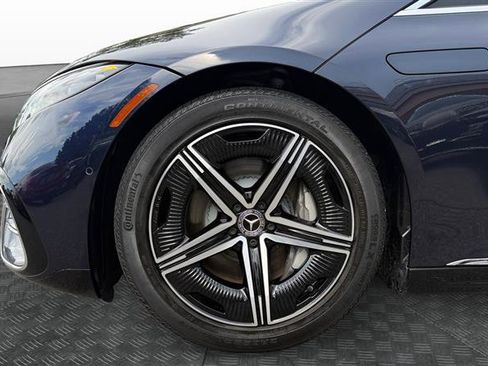 Used 2023 Mercedes-Benz EQS 580 4MATIC Sedan image 9