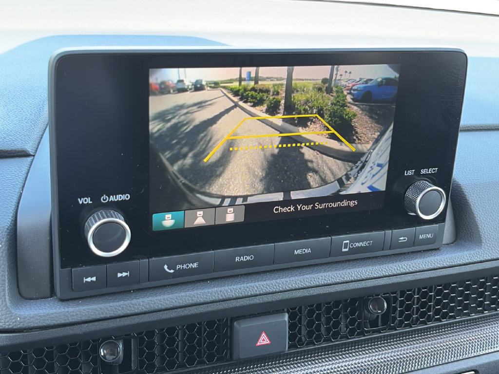 Used 2025 Honda CR-V LX image 18