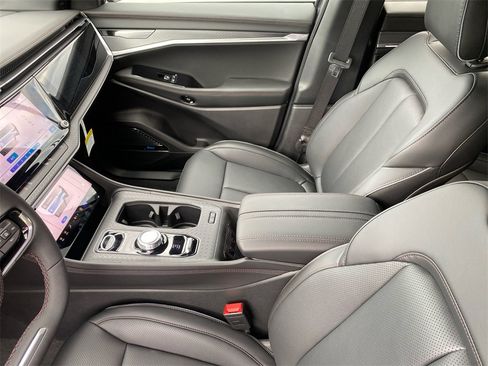 New 2025 Jeep Wagoneer S Limited w/ Comfort Package image 5