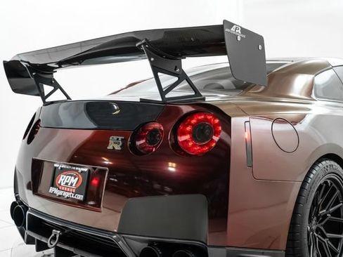 Used 2014 Nissan GT-R Premium AWD/4WD image 14