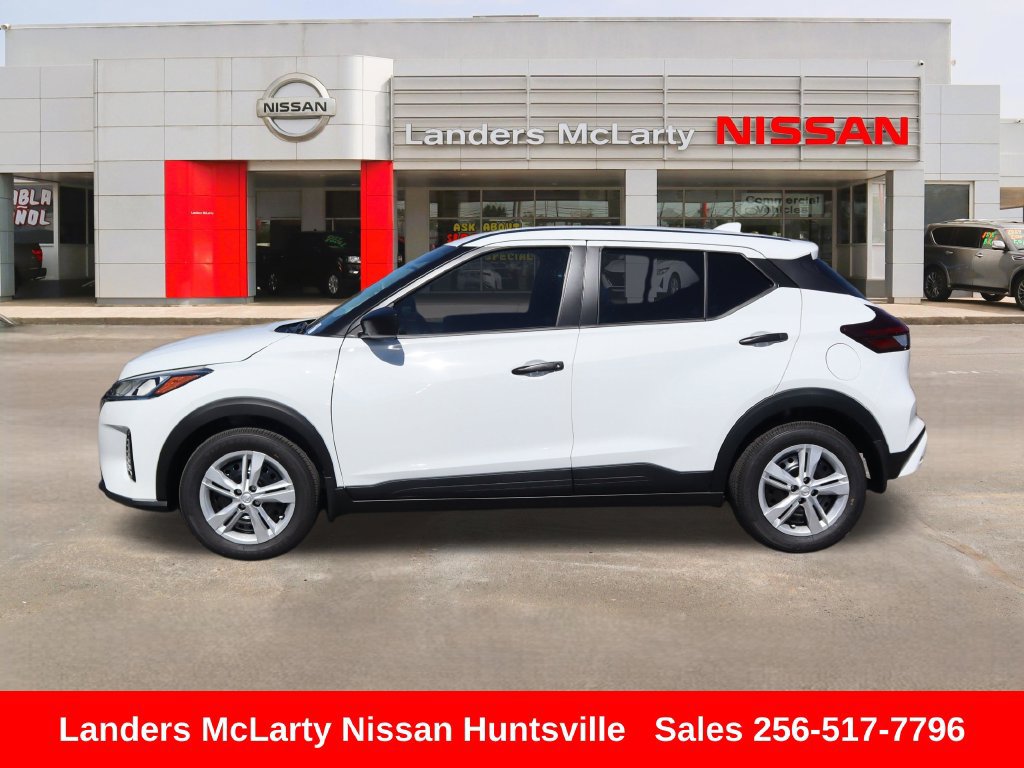 Used 2025 Nissan Kicks Play S FWD image 6
