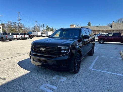 Certified 2025 Ford Expedition Max Platinum w/ Stealth Performance Package image 5
