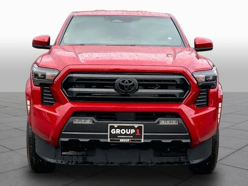 Used 2025 Toyota Tacoma SR5 image 4