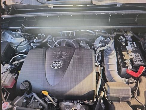 Used 2020 Toyota Highlander Platinum image 16