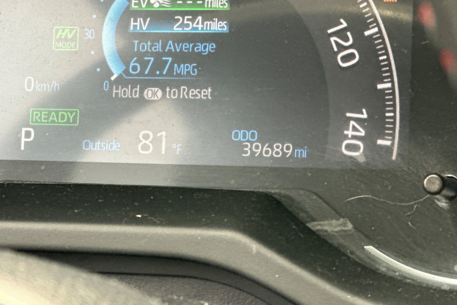 Used 2021 Toyota RAV4 SE w/ Weather & Moonroof Package AWD/4WD image 3