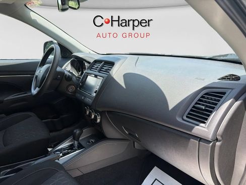 Used 2025 Mitsubishi Outlander Sport ES AWD/4WD image 19