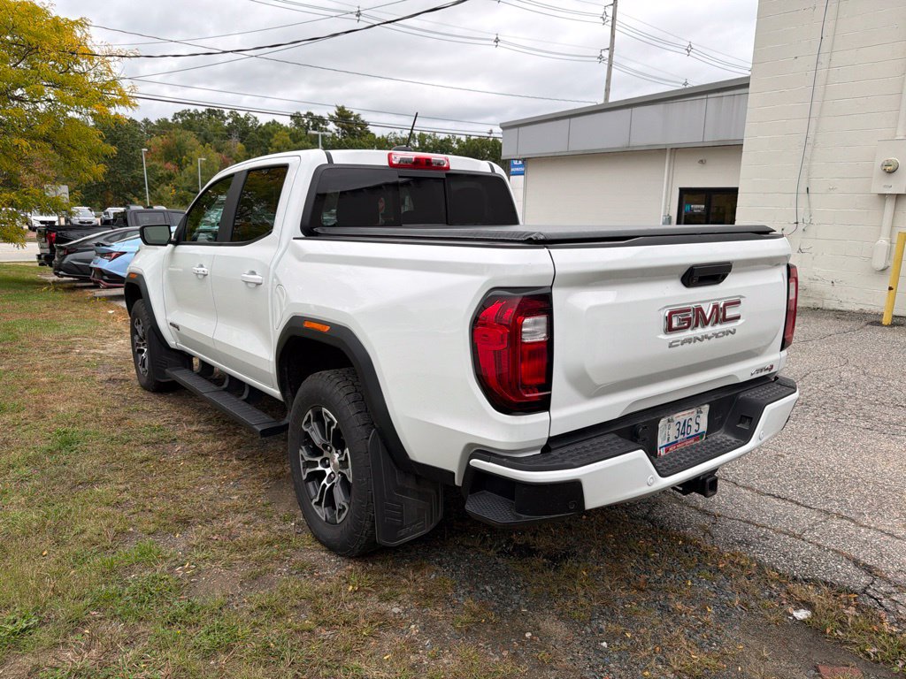 Used 2024 GMC Canyon AT4 w/ Canyon Safety Plus Package AWD/4WD image 2