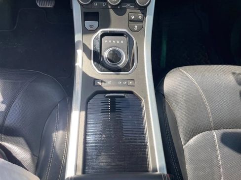 Used 2017 Land Rover Range Rover Evoque HSE image 19