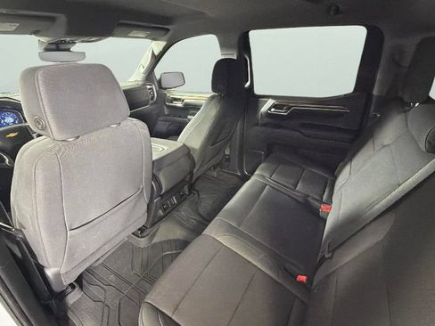 Used 2024 Chevrolet Silverado 1500 LT RWD image 29