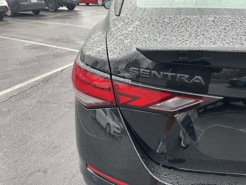 Used 2025 Nissan Sentra SR w/ Midnight Edition image 20