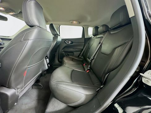 Used 2022 Jeep Compass Trailhawk AWD/4WD image 26