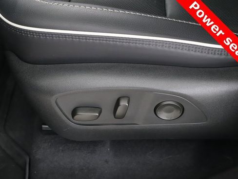 Used 2025 GMC Acadia Denali w/ LPO, Floor Liner Package image 19