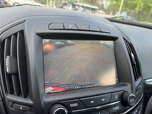 Used 2016 Buick Regal FWD image 27