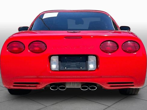 Used 2001 Chevrolet Corvette Coupe w/ Preferred Equipment Group2 RWD image 4
