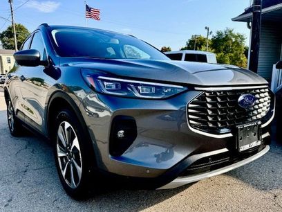 Used 2024 Ford Escape Platinum w/ Premium Technology Package