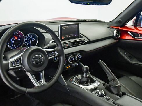 Used 2017 MAZDA MX-5 Miata RF Grand Touring RWD image 14