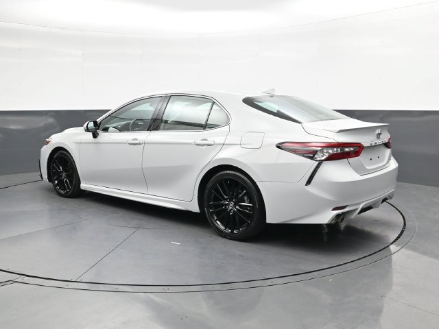 Used 2024 Toyota Camry XSE FWD image 7