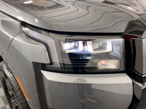 New 2026 Nissan Frontier SV w/ All-Weather Content Package image 33