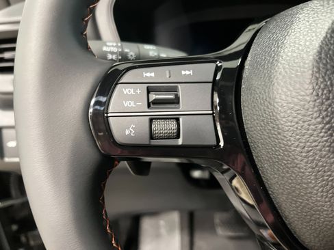 New 2026 Honda Pilot Sport image 17