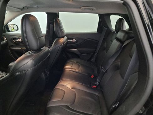 Used 2022 Jeep Cherokee Latitude Lux AWD/4WD image 18