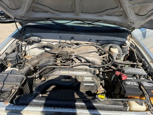 Used 2002 Toyota Tacoma PreRunner RWD image 24